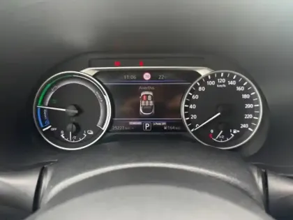 Photo 12 Nissan Juke  1.6 Hybrid 143ch Première Edition 2022.5