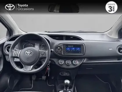 Photo 14 Toyota Yaris  110 VVT-i Design Y20 5p RC19