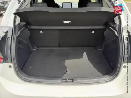Photo 13 Toyota Yaris  116h Design 5p MC24