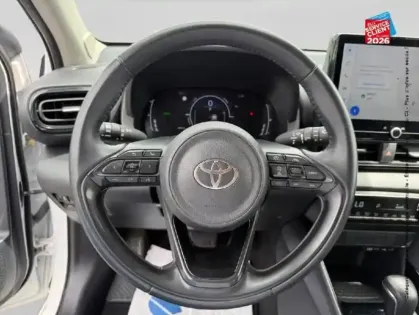 Photo 11 Toyota Yaris  116h Design 5p MC24