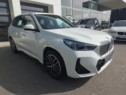Photo 11 BMW X1  ieDrive20 204ch M Sport