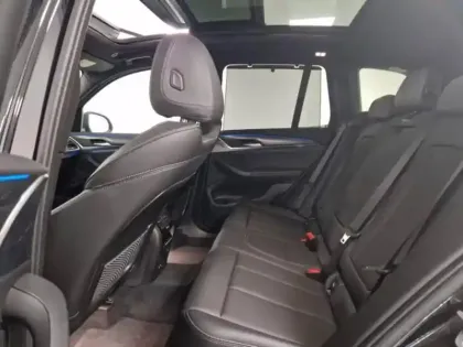 Photo 15 BMW X3  xDrive30e 292ch M Sport