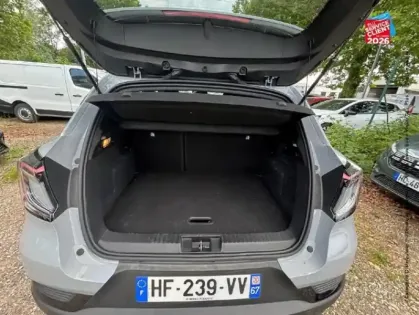 Photo 13 Renault Captur  1.8 E-Tech full hybrid 160ch Techno - 25