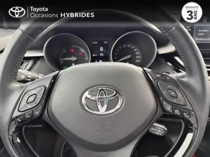 Photo 12 Toyota C-HR  2.0 Hybride 184ch Dynamic Ultimate E-CVT