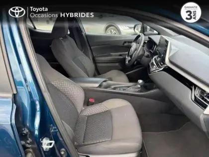 Photo 5 Toyota C-HR  2.0 Hybride 184ch Dynamic Ultimate E-CVT