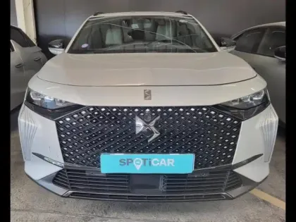 Photo 16 DS DS 7  E-TENSE 4x4 300ch Esprit Voyage