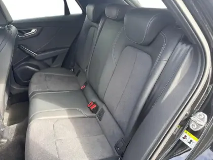 Photo 26 Audi Q2  35 TFSI 150ch S line Plus S tronic 7