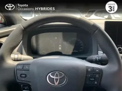 Photo 12 Toyota C-HR  1.8 Hybride 140ch Design MY25
