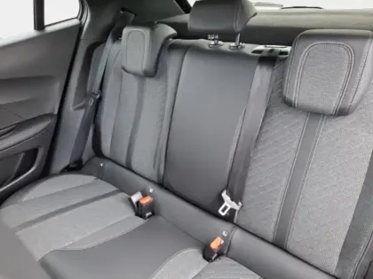 Photo 26 Peugeot 2008  1.2 100ch S&S Allure