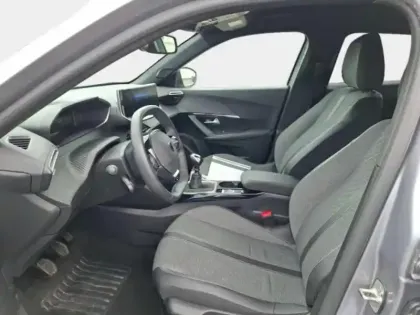 Photo 13 Peugeot 2008  1.2 100ch S&S Allure