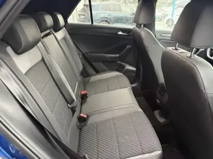 Photo 8 Volkswagen T-roc  1.5 TSI EVO 150ch R-Line DSG7 S&S