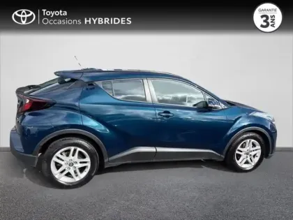 Photo 8 Toyota C-HR  122h Dynamic Business 2WD E-CVT + Programme Beyond Zero Academy MY22