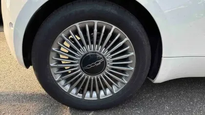 Photo 51 Fiat 500  e 118 ch