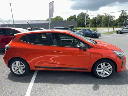 Photo 5 Renault Clio  E-Tech full hybrid 145 ch GSR2
