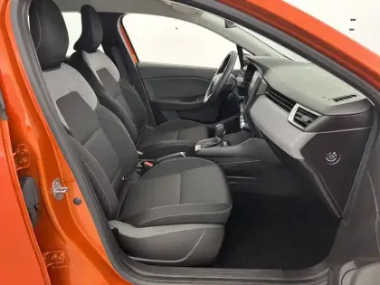 Photo 37 Renault Clio  E-Tech full hybrid 145 ch GSR2