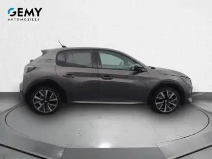 Photo 24 Peugeot 208  PureTech 100 S&S BVM6
