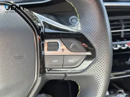 Photo 14 Peugeot 208  PureTech 100 S&S BVM6