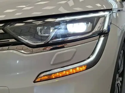 Photo 33 Renault Koleos  dCi 175 4x4 X-tronic