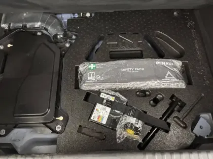 Photo 36 Renault Clio  E-Tech 140 - 21N