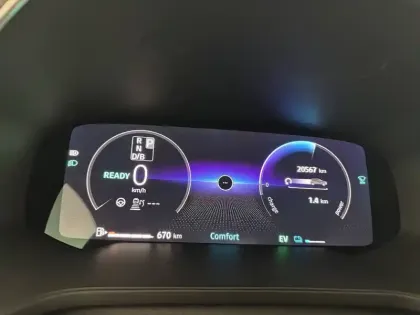 Photo 25 Renault Captur  E-Tech full hybrid 160 ch