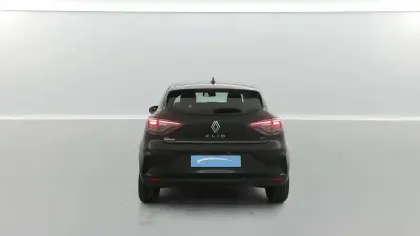 Photo 12 Renault Clio  E-Tech full hybrid 145