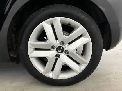 Photo 28 Renault Clio  E-Tech full hybrid 145