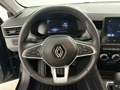 Photo 23 Renault Clio  E-Tech full hybrid 145