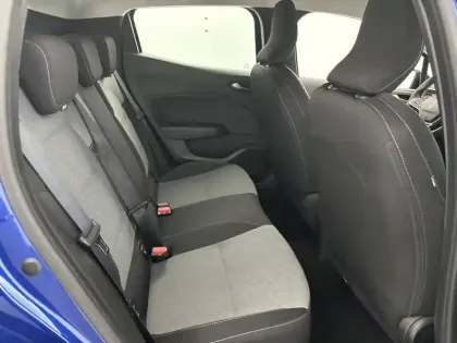 Photo 24 Renault Clio  Blue dCi 100 ch
