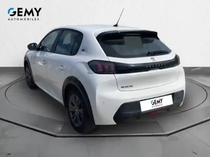 Photo 6 Peugeot 208  Electrique 50 kWh 136ch