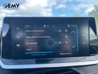 Photo 13 Peugeot 208  Electrique 50 kWh 136ch