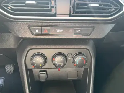 Photo 23 Dacia Sandero  SCe 65