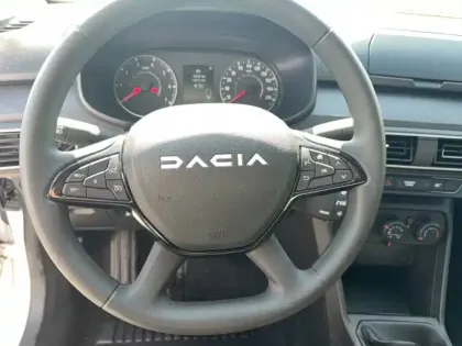 Photo 14 Dacia Sandero  SCe 65