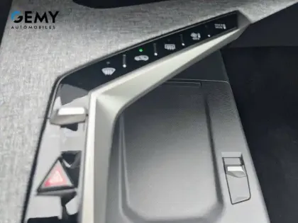Photo 19 Peugeot 3008  Hybrid 145 e-DCS6