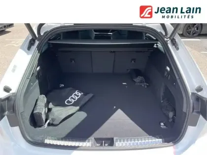 Photo 17 Audi A5  Avant e-hybrid 299 ch S tronic 7 Quattro