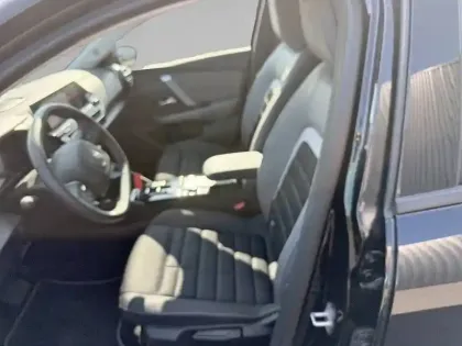 Photo 10 Citroën C4  Hybride 145 e-DCS6