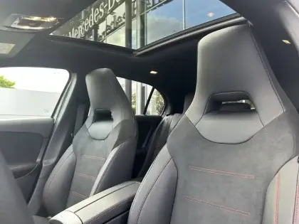 Photo 13 Mercedes Classe A  200 d