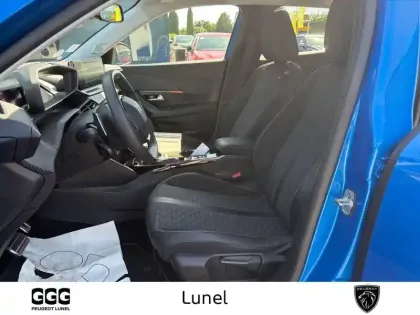 Photo 8 Peugeot 2008  PureTech 130 S&S EAT8