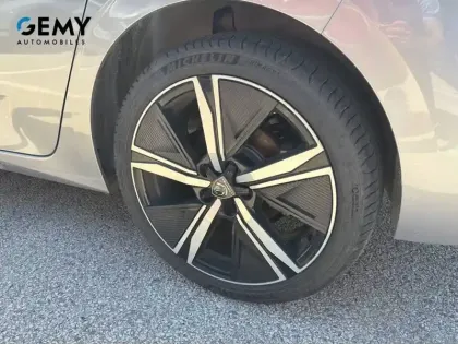 Photo 10 Peugeot 308  Hybrid 145 e-DCS6