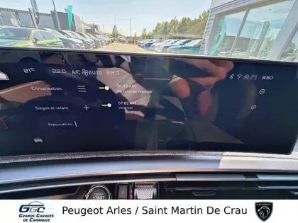 Photo 23 Peugeot 3008  Electrique 210 ch 73 kWh