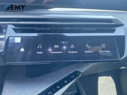 Photo 21 Peugeot 5008  Hybrid 145 ch e-DCS6