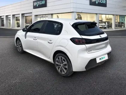Photo 16 Peugeot 208  PureTech 100 S&S BVM6