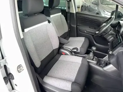 Photo 13 Citroën C3 Aircross  PureTech 110 S&S BVM6