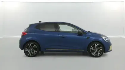 Photo 14 Renault Clio  E-Tech full hybrid 145