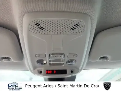 Photo 21 Peugeot 208  PureTech 100 S&S BVM6
