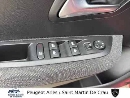 Photo 11 Peugeot 208  PureTech 100 S&S BVM6
