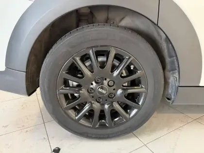 Photo 8 Mini Mini Hatch 5 Portes Cooper 136 ch DKG7