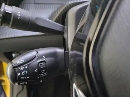 Photo 46 Peugeot 208  Electrique 50 kWh 136ch