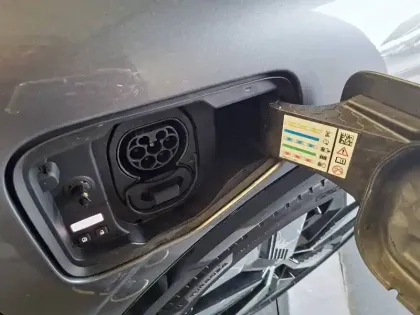 Photo 26 Renault Megane  E-Tech EV60 220 ch optimum charge