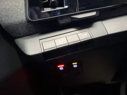 Photo 35 Renault Megane  E-Tech EV60 220 ch optimum charge