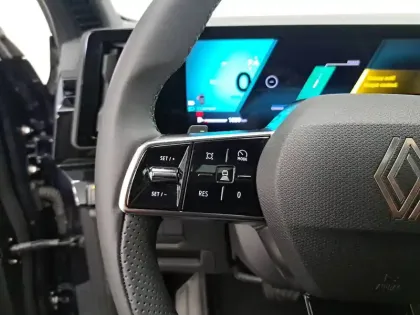 Photo 36 Renault Espace  E-Tech full hybrid 200 GSR2